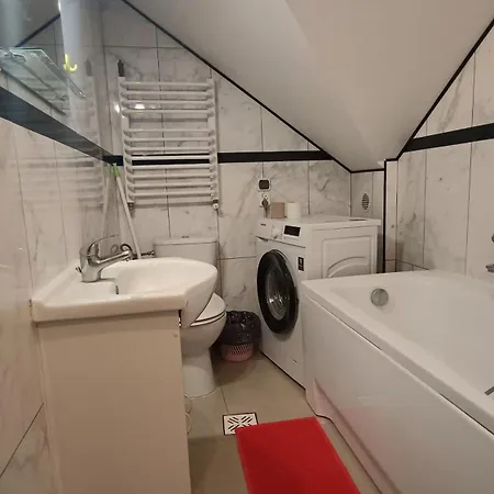 ゲストハウス Pod Sosnowym Drzewem
